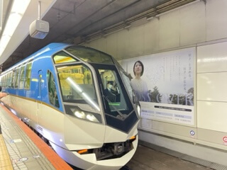 観光特急しまかぜで大阪難波駅から鳥羽駅へ行ってきました。
