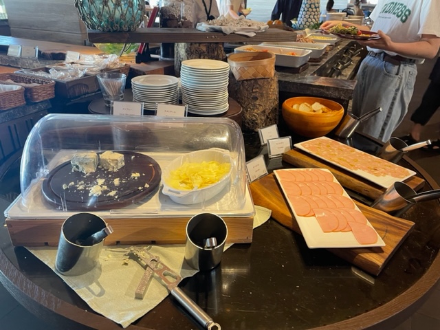 フサキビーチリゾート　ISHIGAKI BOLD KITCHENの朝食ビュッフェ　ハム
